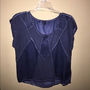 Blue top size large